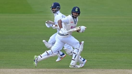 Chetashwar Pujara and Ajinkya Rahane in action during the 4th day of the Second Test match between India and England at Lord's