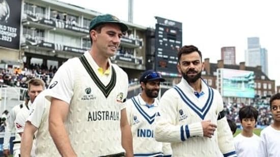Pat Cummins (L) and Virat Kohli during last year's World Test Championship final