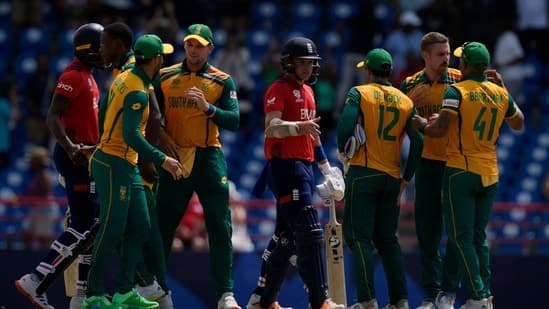 South Africa beat England by 7 runs.