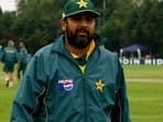 Inzamam-ul-Haq scored a crucial 58 not out to guide Pakistan to a thrilling win over Australia in a Test match in Karachi.