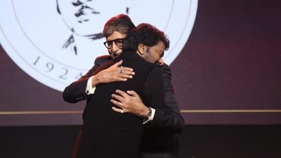 Amitabh Bachchan presented Chiranjeevi with an award at the ceremony, The two stars shared a hug on stage.